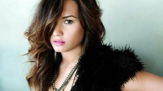 Demi Lovato HD Wallpaper