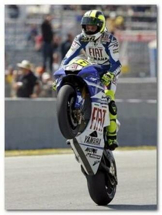 Valentino Rossi Moto Gp HD Wallpaper Fiat