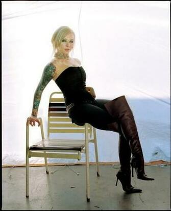 Maria Brink More Moment Rock In