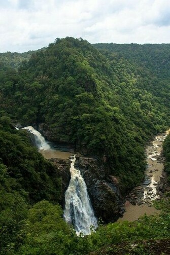 Karnatakas Spell Binding Waterfalls Magod Falls Is Located