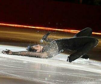 Johnny Weir Image Whoa Looks Amazing Outfit Body