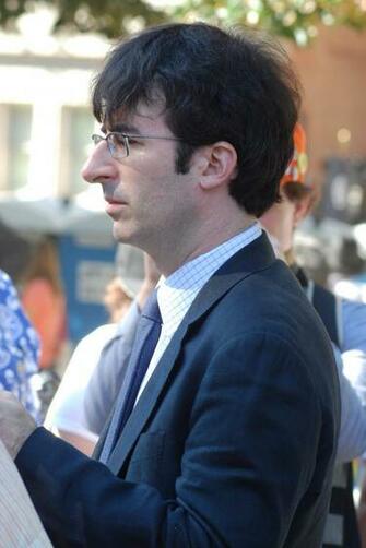 John Oliver 9qrl