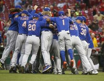 Cincinnati Oh Usa National League East Champions The New York