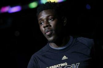 Nba Agency Jrue Holiday Sleeping On Massive Contract