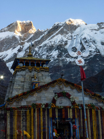 Kedarnath Trident Pole 4k Qq9j5wbatbzt1123 Wallpaper