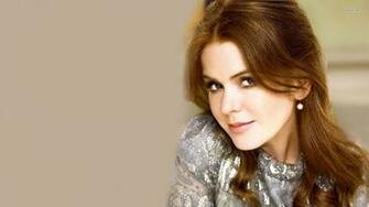 Isla Fisher HD Wallpaper For Desktop