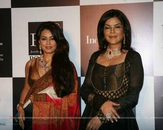 Zeenat Aman And Mahima Chaudhry Walk The Ramp For Sawansukha Je