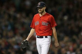 Chris Sale Injury Red Sox Ace Hospitalized With Stomach Illness