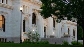 Apple Carnegie Library An Inside Look At S Most Ambitious
