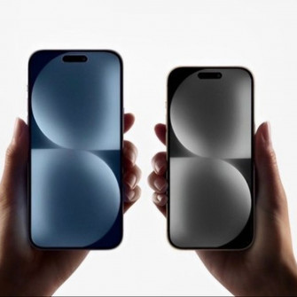 Apple S Alleged iPhone Pro Wallpaper Shown In Mockup