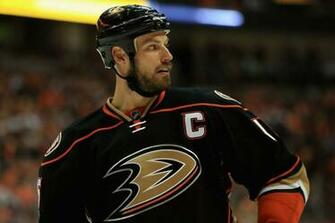 Nhl Levies Meaningless Fine Against Ducks Ryan Getzlaf For Using