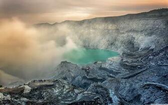 Volcanic Crater 4k HD Desktop Wallpaper For Ultra Tv