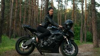 Bike Show Black Girl Model Stylish Photos