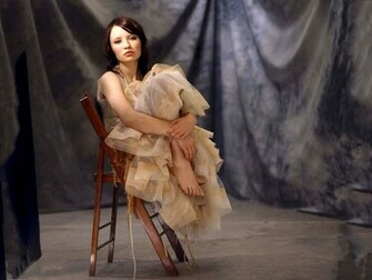 Emily Browning Hot HD Wallpaper