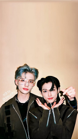 Hyunlix Hyunjin Felix Wallpaper In Photo Kpop