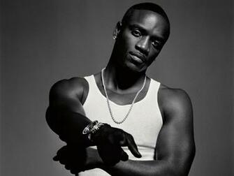 Akon Gives A New Year Surprise To The Maldives
