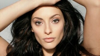 Erica Cerra Actress Brunette Close Up Eureka Face