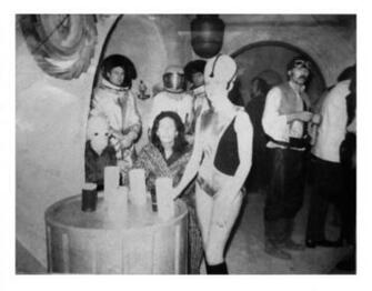 Rare And Wacky Behind The Scenes Photos Of Star Wars Cantina