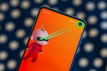 Disney And Pixar Galaxy S10 Wallpaper Are Here S Get