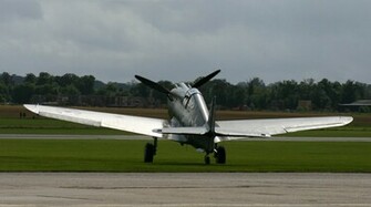 P40 Warhawk Wallpaper