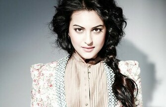 Sonakshi Sinha Showing Jpg
