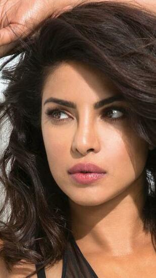 Priyanka Chopra Pure 4k Ultra HD Mobile Wallpaper
