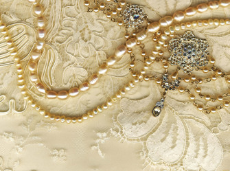 Stay Ahead Of The Trends With Our Beautiful Jewelry Design Wallpaper