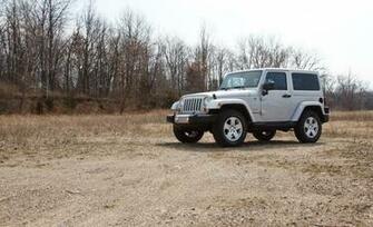 Jeep Wrangler Sahara Photo