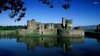 Caerphilly Castle Wales Wallpaper