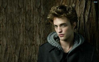 Robert Pattinson Exclusive HD Wallpaper