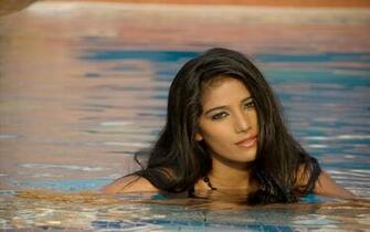 HD Wallpaper Of Indian Models Mobile