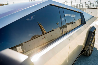 How Tesla S Cybertruck Price And Range Determine Its Fate Bloomberg
