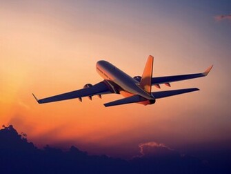 Airplane Flying HD Desktop Wallpaper