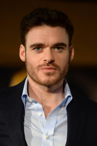 Richard Madden Gorgeous Celebrity 98nisomt6r72gsy3 Wallpaper