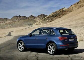 Blue Audi Q5