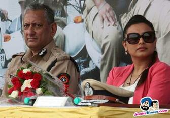 Rani Mukherjee Flags Off Women Beat Marshall Picture