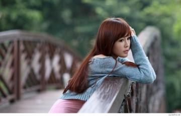 Sad Lonely Girl Wallpaper Src Cute Alone