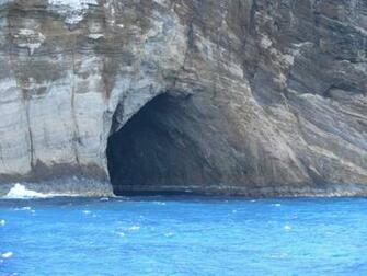 Beautiful Sea Caves Wallpaper HD
