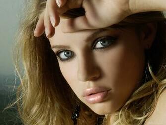 Xenia Tchoumitcheva Wallpaper First HD