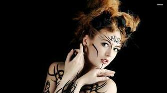 Body Paint Wallpaper On