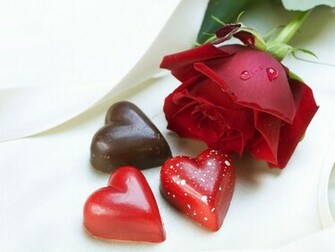Wallpaper Red Roses Heart Rose With Chocolates