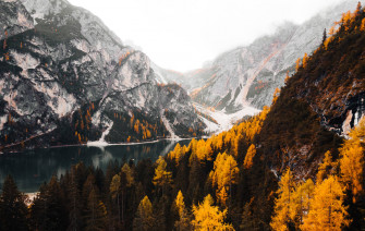 Fall Mountains And River Wallpaper