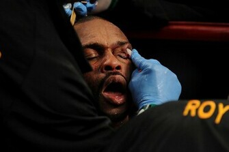 Joe Calzaghe V Roy Jones Jr In This Photo S