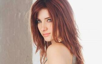 Susan Coffey Desktop HD Wallpaper