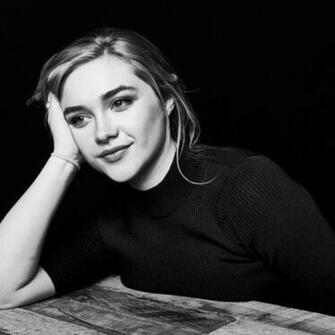 Florence Pugh iPad Pro Retina Display Wallpaper HD