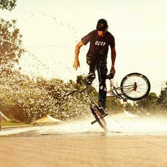 Wallpaper Bike Tricks Sports iPad Mini HD