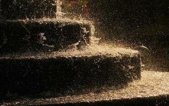 Rain Splashing Down The Steps Wallpaper Original HD