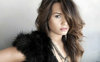 Demi Lovato HD Wallpaper