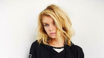 Stella Maxwell Wallpaper X Net