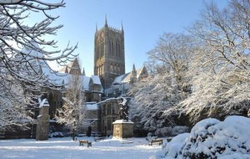 Wallpaper Lincoln Snow England Architecture Gothic Cathedral